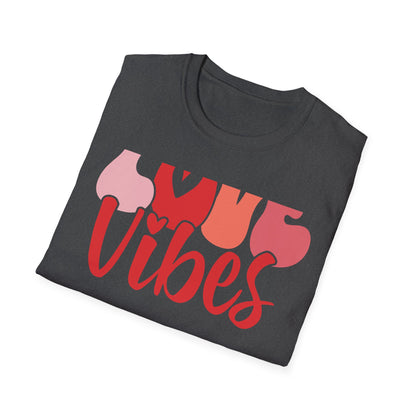 Groovy LOVE Vibes T-Shirt for Women | Trendy Retro Heart Tee | Spread Positivity & Style | Perfect Valentine's Day Gift