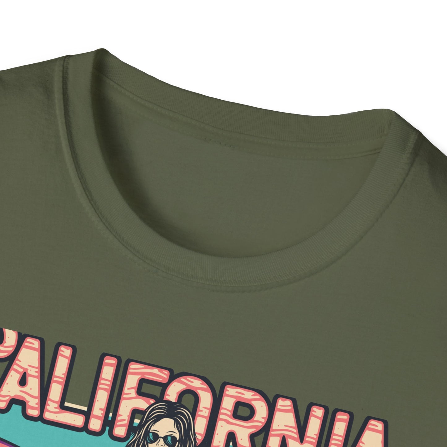 California Surfing Paradise T-Shirt | Retro San Diego Beach Babe Tee - Iconic Summer Waves & Vacation Apparel