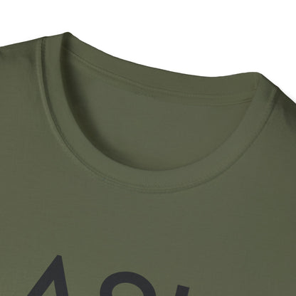 Empowering Lash Queen Energy T-Shirt - Chic Eyelash Design Tee for Beauty Lovers & Lash Techs