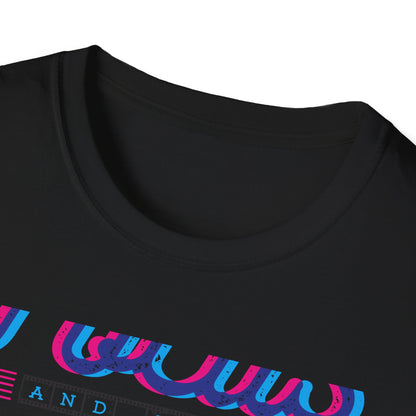 Focus & Capture It Vintage Camera T-Shirt | Retro Photography Enthusiast Tee | Unique Photographer Gift