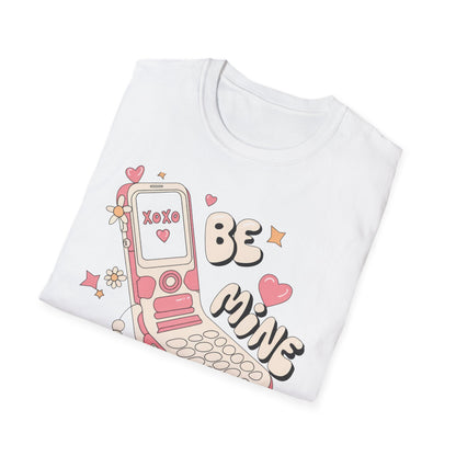 Adorable Y2K "XOXO Be Mine" Flip Phone T-Shirt | Nostalgic Retro Love Tee for Valentine's & Everyday Chic