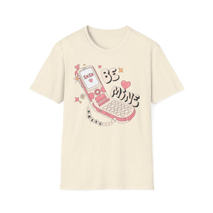 Adorable Y2K "XOXO Be Mine" Flip Phone T-Shirt | Nostalgic Retro Love Tee for Valentine's & Everyday Chic