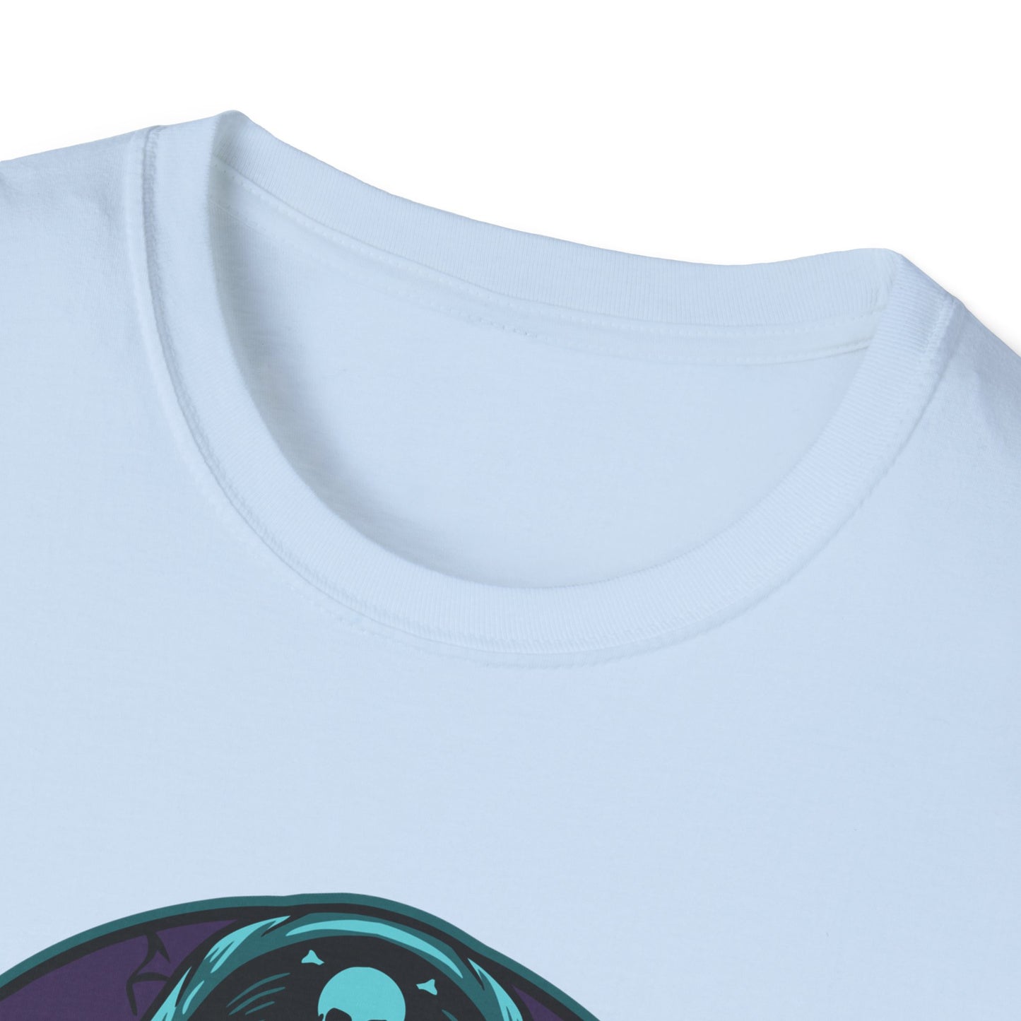 Epic Pirate Skull T-Shirt | Bold Tricorn Hat & Eye Patch Graphic Tee | Unique Adventure Apparel for Pirate Fans