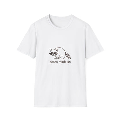 Epic Raccoon 'Snack Mode On' T-Shirt | Funny Animal Foodie Tee | Cozy & Unique Gift Idea for Wildlife Lovers