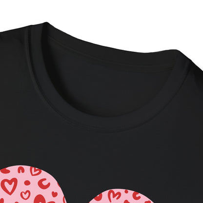 Chic Mom Leopard Heart T-Shirt | Adorable Mama Tee Gift | Perfect Mother's Day & Everyday Love Top