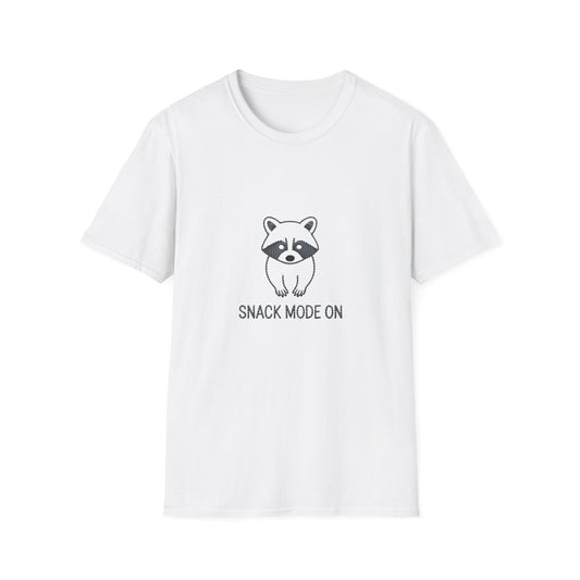 Adorable Raccoon "Snack Mode On" T-Shirt | Hilarious Foodie Tee for Animal Lovers & Snack Enthusiasts | Cozy & Unique Design