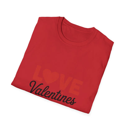 Chic LOVE Valentines T-Shirt | Heartwarming Gift for Valentine's Day & Couples | Express Your Love in Style