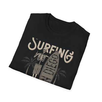 Awesome California Surfing Paradise Skeleton T-Shirt - Vintage Beach Surfer Skull Tee | Epic Summer Vibes