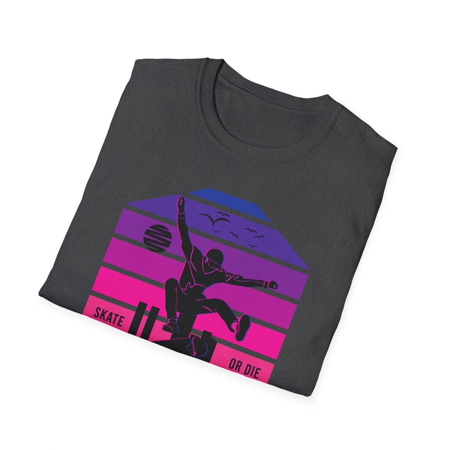 Epic Retro NYC Skater T-Shirt | Vibrant “Skate or Die” Urban Streetwear Tee for Skateboarders & Style Lovers