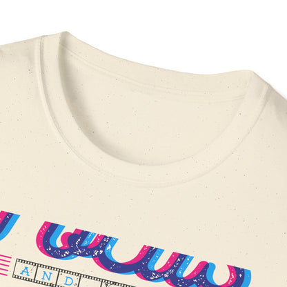 Focus & Capture It Vintage Camera T-Shirt | Retro Photography Enthusiast Tee | Unique Photographer Gift