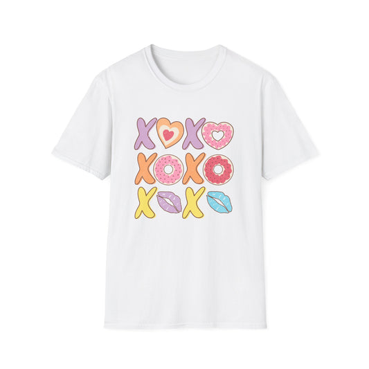 Sweet XOXO Kisses & Donuts T-Shirt | Adorable Retro Valentine's Love Tee Gift