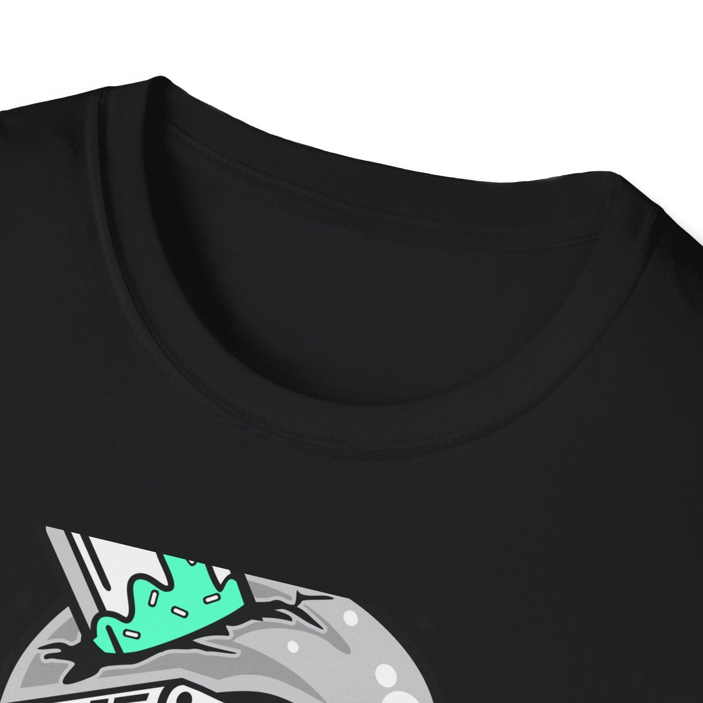 Awesome Melting Skull Popsicle T-Shirt - Cool Sunglasses & Minty Tongue Tee for Summer Vibes & Edgy Style