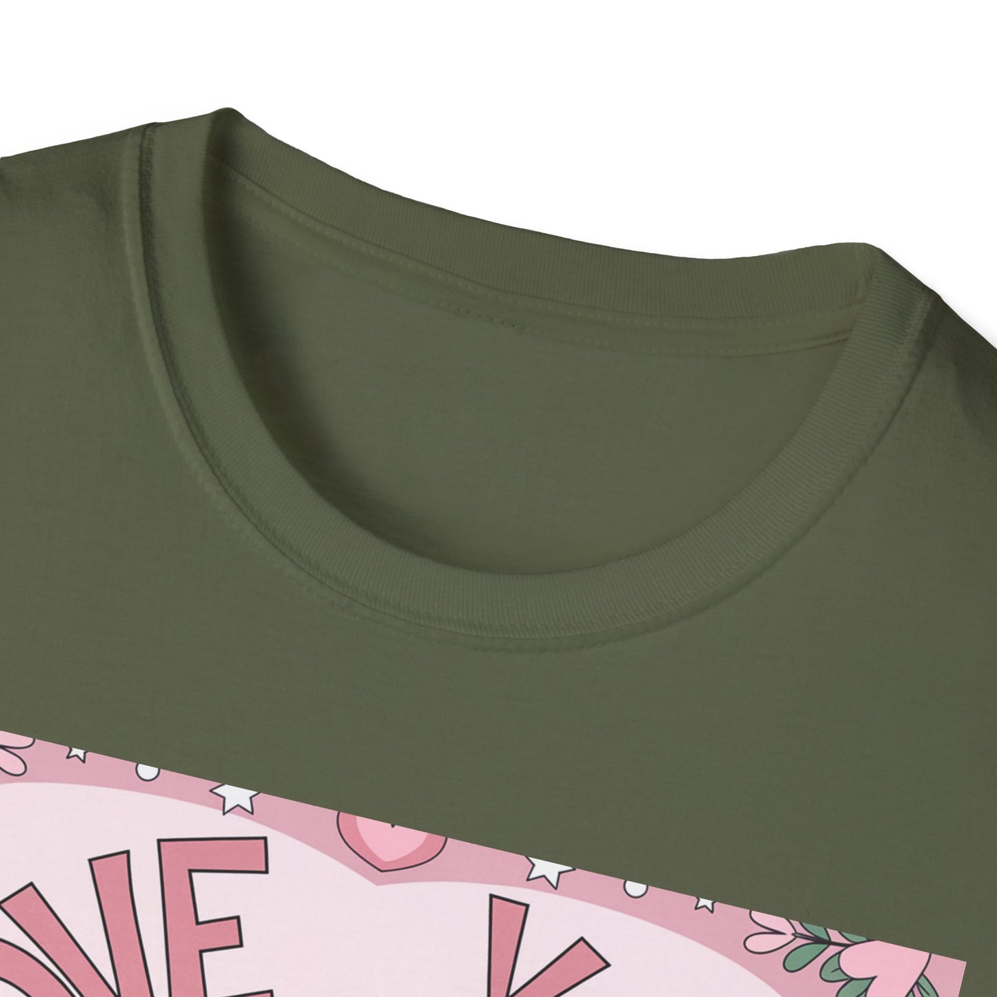Charming "Love You Forever" Floral T-Shirt - Romantic Daisy & Rose Bouquet Tee for Sweet Hearts & Special Gifts