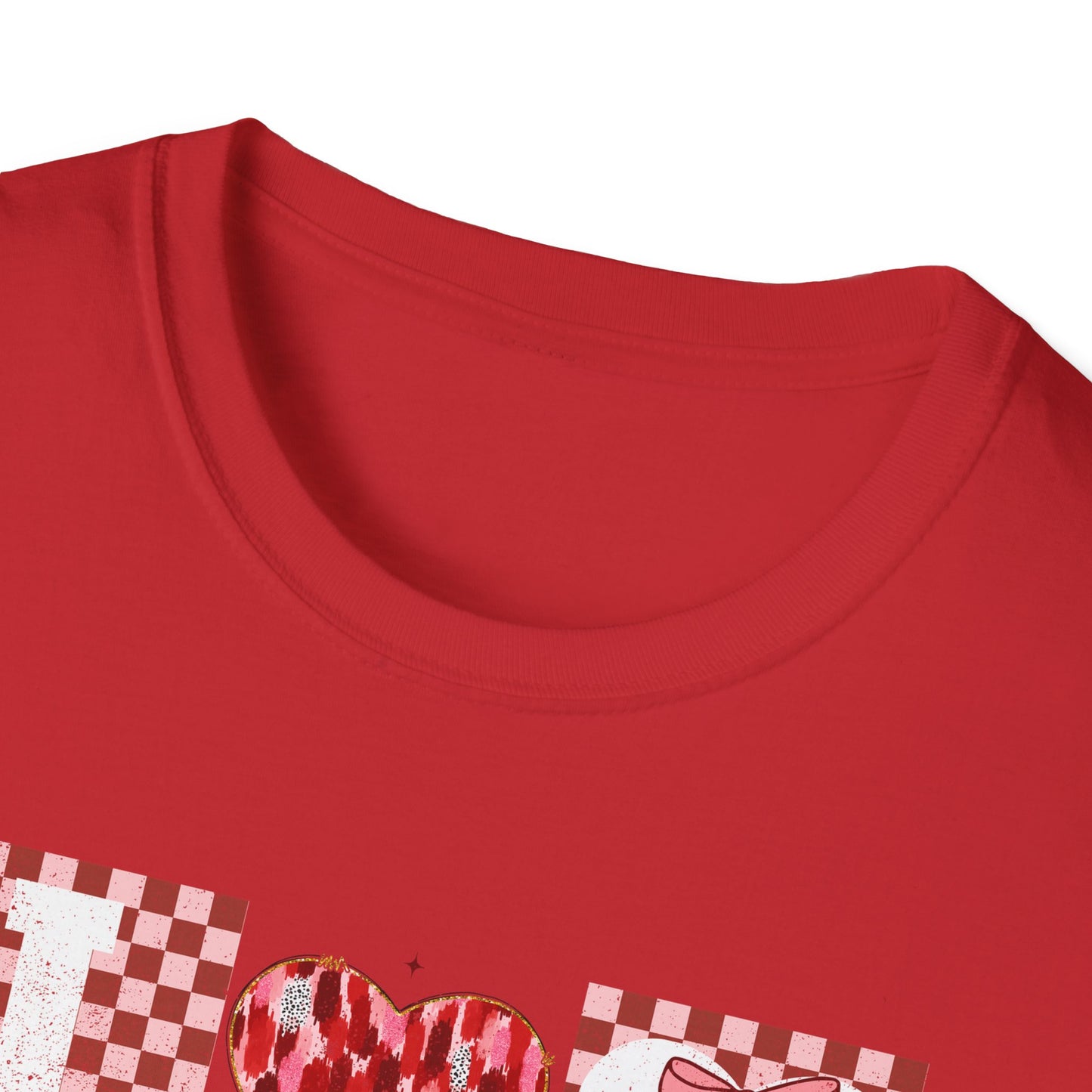 Chic "I Love You" Heart & Bow T-Shirt - Unique Distressed Checkered Design for Valentine's Day & Romantic Gifts for Her