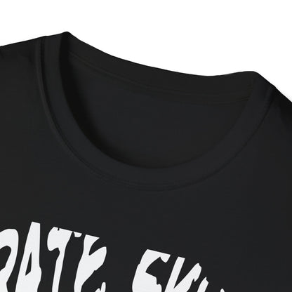 Epic Pirate Skull T-Shirt - Bold Eye Patch & Captain's Hat Design - Unique Skeleton Tee for Adventurers & Halloween