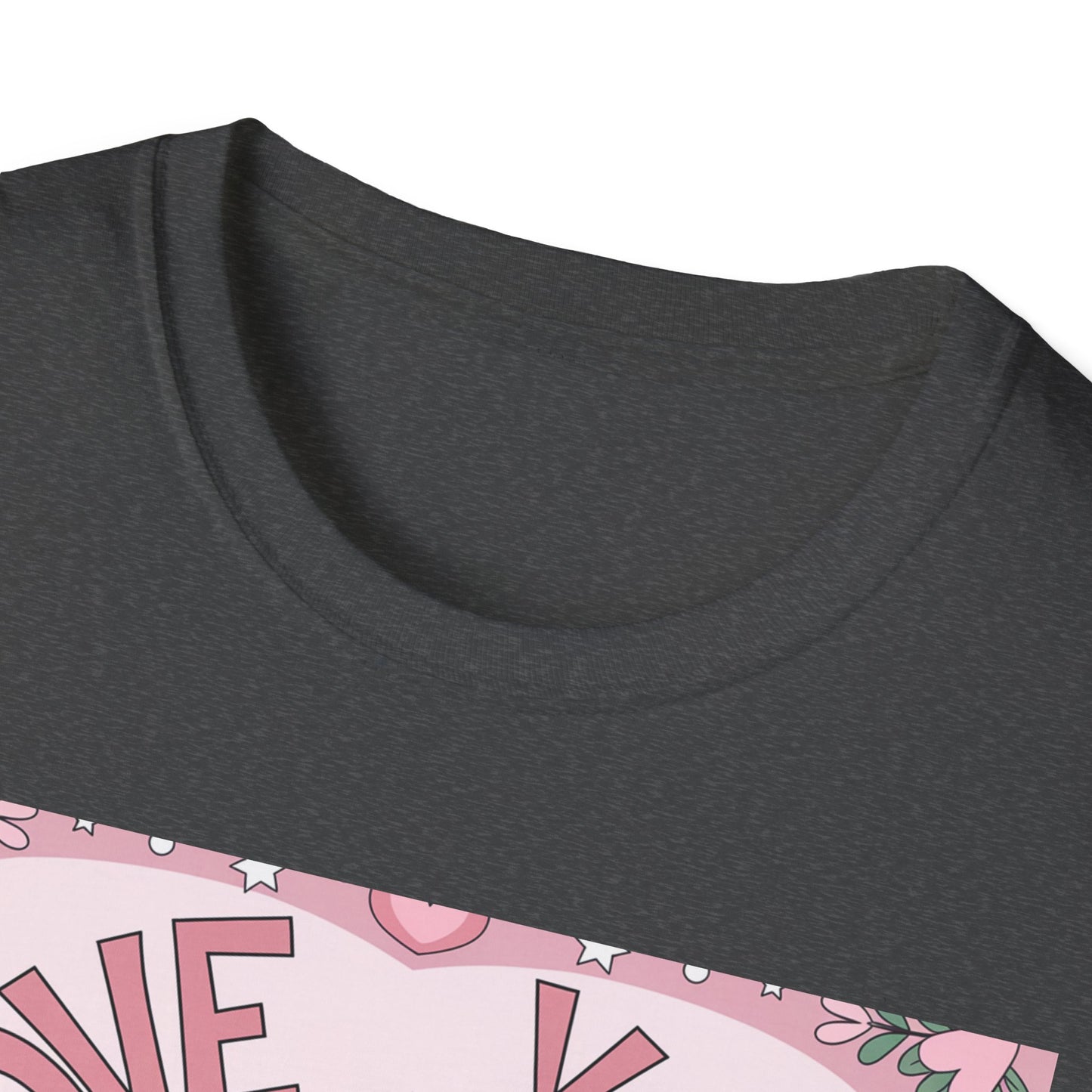 Charming "Love You Forever" Floral T-Shirt - Romantic Daisy & Rose Bouquet Tee for Sweet Hearts & Special Gifts