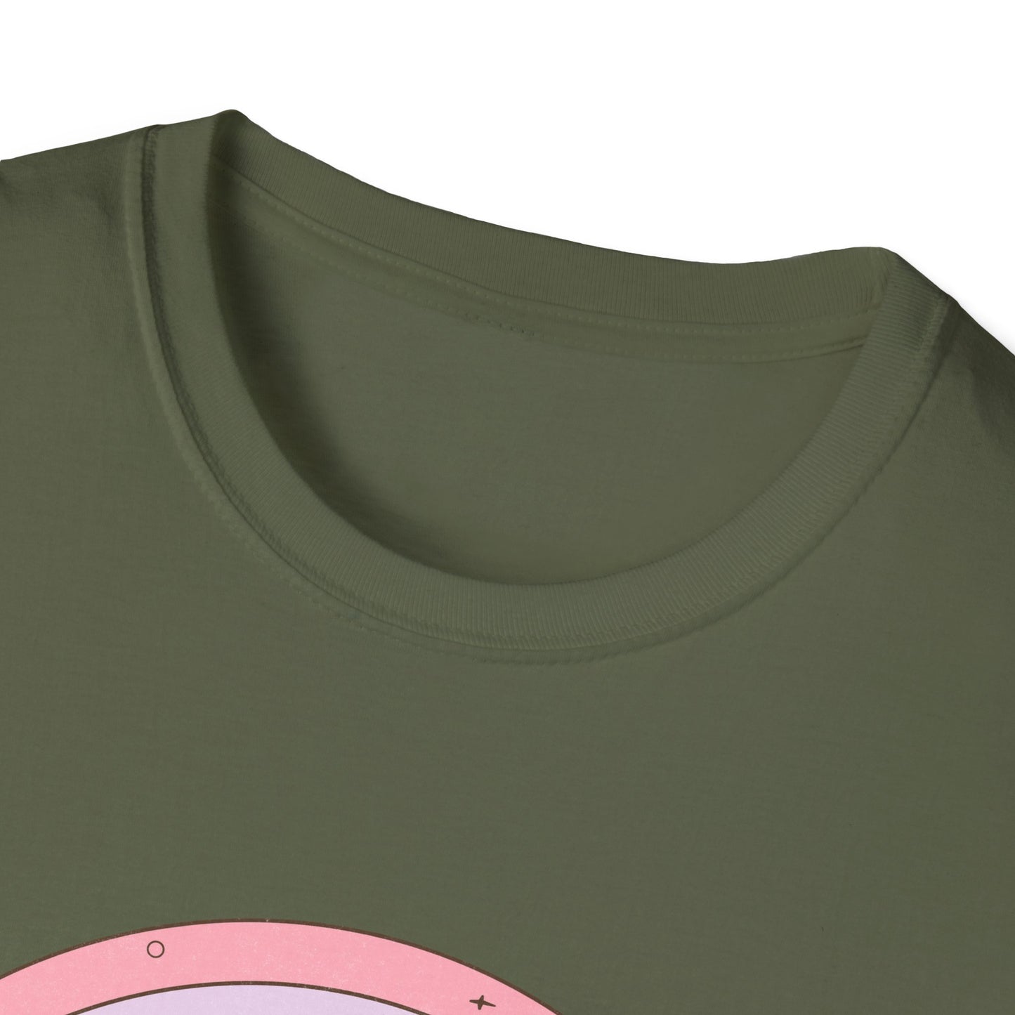Groovy 'Spread Love' T-Shirt | Retro Pastel Rainbow Hearts | Inspiring Positive Vibes Tee for Women