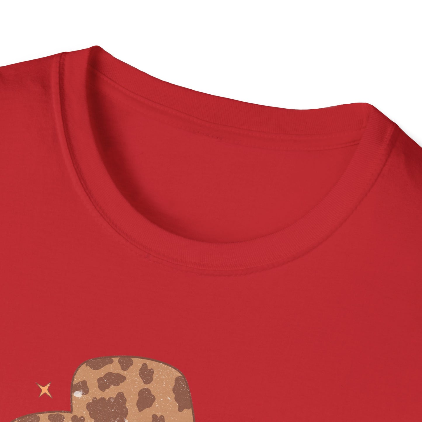 Groovy Cowgirl Heart "Howdy Honey" T-Shirt | Adorable Retro Western Sweetheart Tee for Women, Trendy Country Style