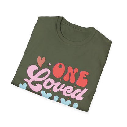 ONE Loved MIMI T-Shirt | Adorable Retro Groovy Grandma Gift | Sweet Mother's Day Grandparent Tee