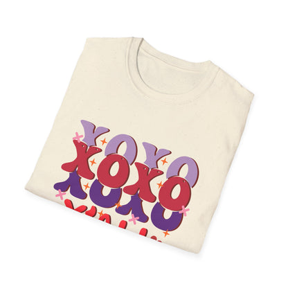 Groovy XOXO Y'all T-Shirt | Retro Valentine's Day Tee | Adorable Southern Love Graphic | Trendy Women's Gift