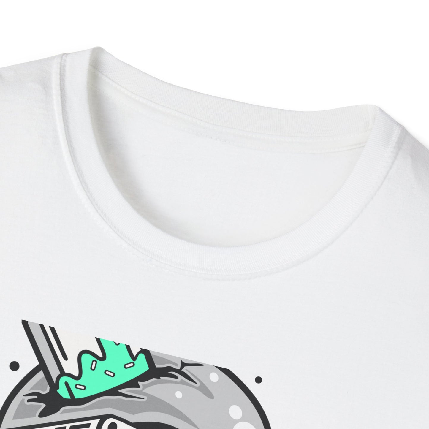 Awesome Melting Skull Popsicle T-Shirt - Cool Sunglasses & Minty Tongue Tee for Summer Vibes & Edgy Style