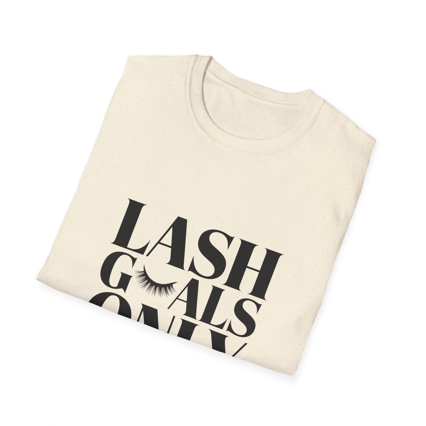 Stunning Lash Queen T-Shirt | Iridescent Eyelash Design Tee for Beauty Enthusiasts & Lash Techs