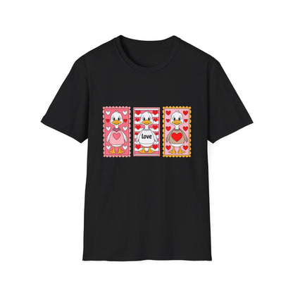 Charming Love Duck & Hearts T-Shirt | Adorable Valentine's Day Tee for Kids & Animal Lovers - Cute & Unique!
