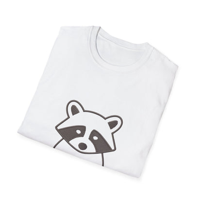 Hilarious Raccoon 'Snacks Required' T-Shirt – Adorable Animal Lover Funny Graphic Tee for Foodies & Casual Wear