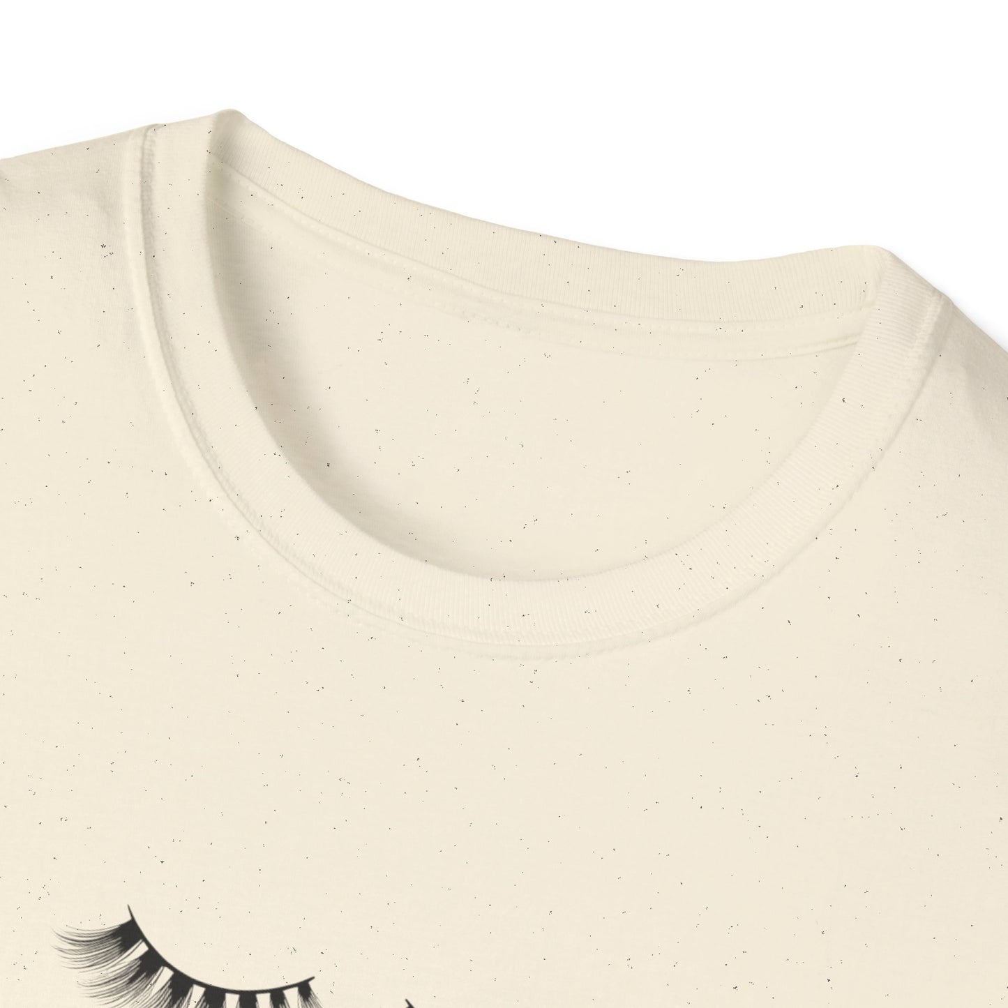 Empowering 'Lashes On Confidence Up' T-Shirt | Chic Lash Lover Tee for Women | Trendy Beauty Queen Gift