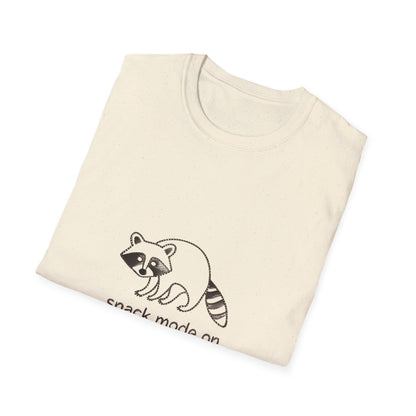 Epic Raccoon 'Snack Mode On' T-Shirt | Funny Animal Foodie Tee | Cozy & Unique Gift Idea for Wildlife Lovers