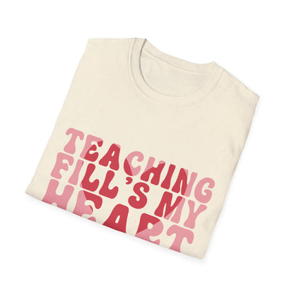 Inspiring Teacher T-Shirt: 'Teaching Fill's My Heart' Groovy Retro Educator Appreciation Tee - Perfect Gift!