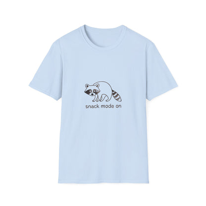 Epic Raccoon 'Snack Mode On' T-Shirt | Funny Animal Foodie Tee | Cozy & Unique Gift Idea for Wildlife Lovers