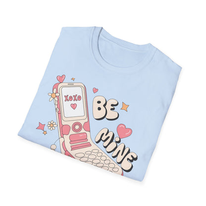 Adorable Y2K "XOXO Be Mine" Flip Phone T-Shirt | Nostalgic Retro Love Tee for Valentine's & Everyday Chic
