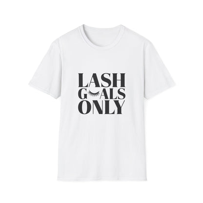 Stunning Lash Queen T-Shirt | Iridescent Eyelash Design Tee for Beauty Enthusiasts & Lash Techs