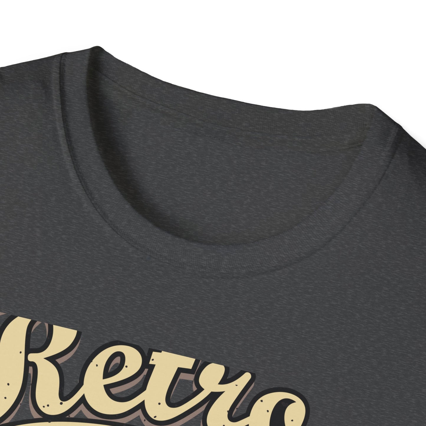 Legendary Retro Old Champion Built 1982 Car T-Shirt for Classic Auto Enthusiasts & Vintage Lovers - Exclusive Gift!