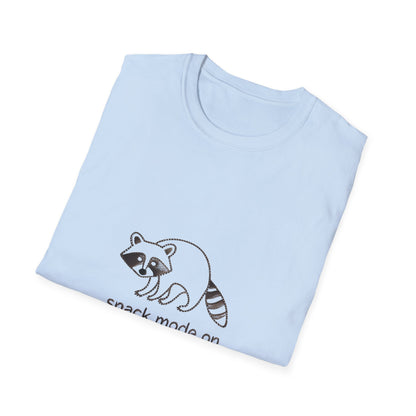 Epic Raccoon 'Snack Mode On' T-Shirt | Funny Animal Foodie Tee | Cozy & Unique Gift Idea for Wildlife Lovers