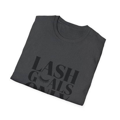 Stunning Lash Queen T-Shirt | Iridescent Eyelash Design Tee for Beauty Enthusiasts & Lash Techs