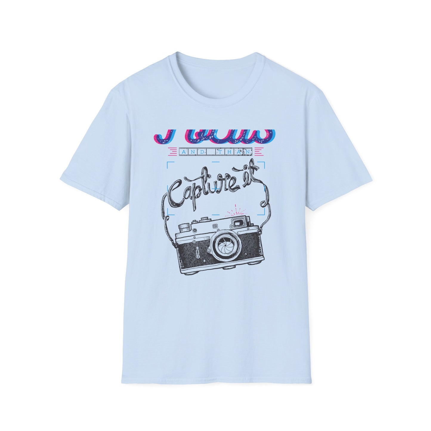 Focus & Capture It Vintage Camera T-Shirt | Retro Photography Enthusiast Tee | Unique Photographer Gift