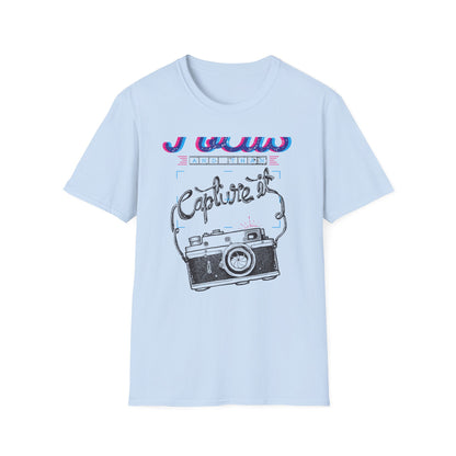 Focus & Capture It Vintage Camera T-Shirt | Retro Photography Enthusiast Tee | Unique Photographer Gift