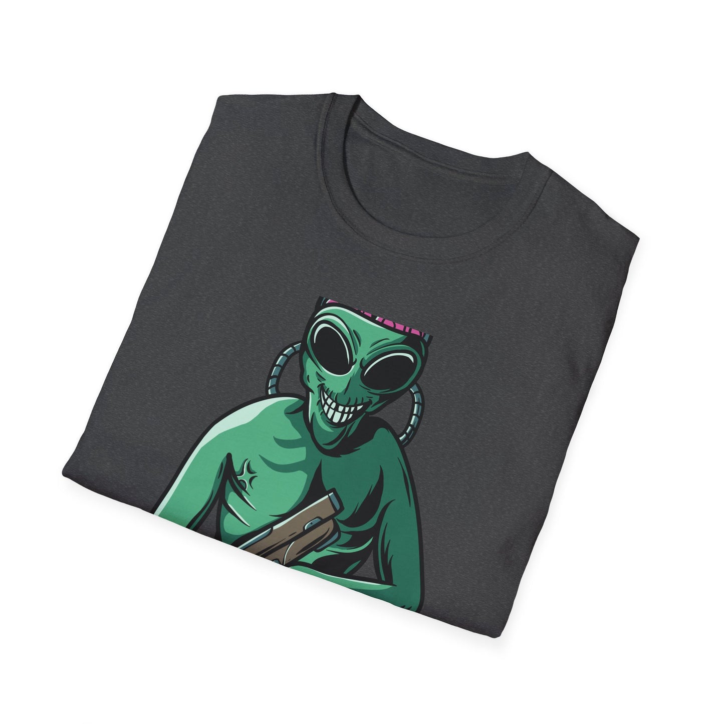 Unleash Chaos! Epic Alien Attack T-Shirt - Exposed Brain & Shotgun Sci-Fi Graphic Tee for Edgy Fans & Gamers. Bold & Unique!