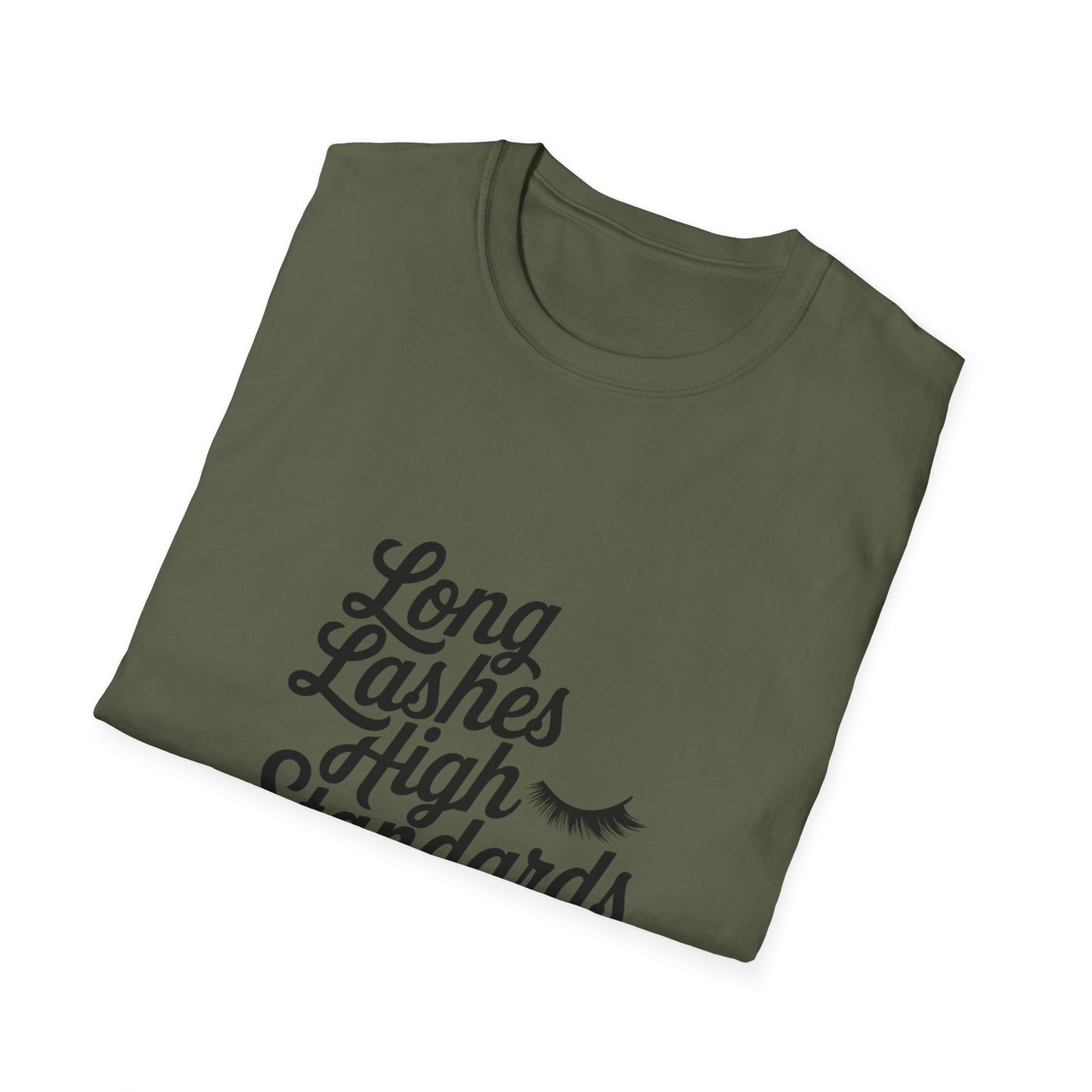 Chic 'Happy Lashes Happy Life' T-Shirt | Empowering Eyelash Lover Tee for Beauty Queens & Lash Techs | Must-Have Glam Gift