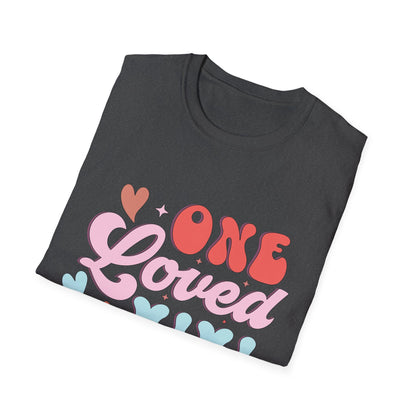 ONE Loved MIMI T-Shirt | Adorable Retro Groovy Grandma Gift | Sweet Mother's Day Grandparent Tee