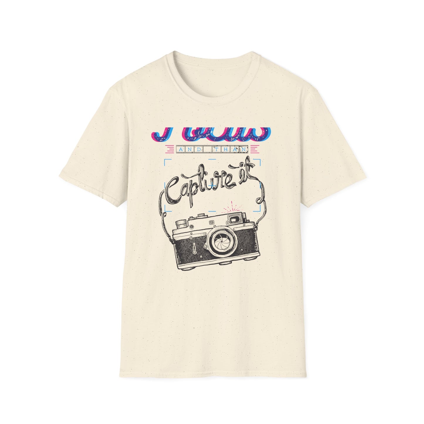 Focus & Capture It Vintage Camera T-Shirt | Retro Photography Enthusiast Tee | Unique Photographer Gift