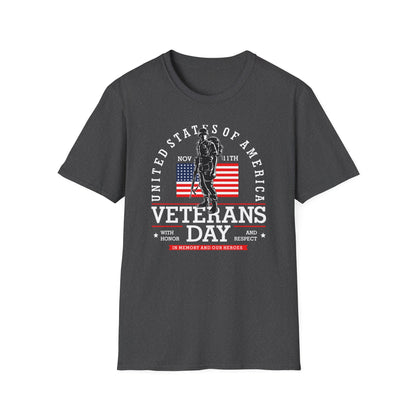 Iconic US Soldier & American Flag T-Shirt | Veterans Day Tribute Tee for Military Heroes & Patriots