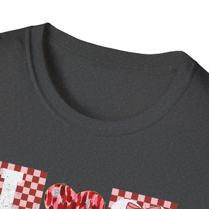 Chic "I Love You" Heart & Bow T-Shirt - Unique Distressed Checkered Design for Valentine's Day & Romantic Gifts for Her