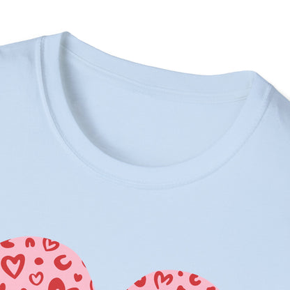 Chic Mom Leopard Heart T-Shirt | Adorable Mama Tee Gift | Perfect Mother's Day & Everyday Love Top