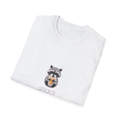Adorable 'Snack Obsessed' Raccoon T-Shirt - Funny Animal Foodie Tee for Ultimate Comfort & Style!