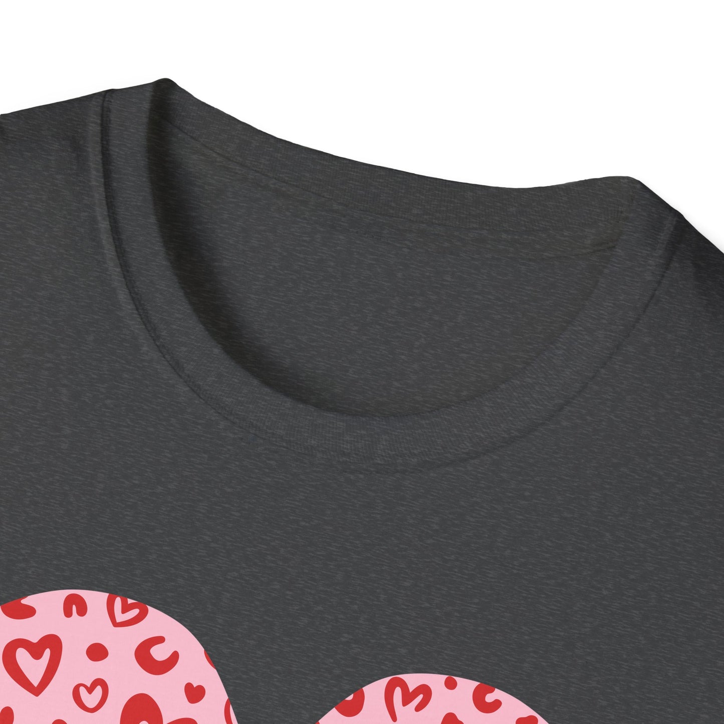 Chic Mom Leopard Heart T-Shirt | Adorable Mama Tee Gift | Perfect Mother's Day & Everyday Love Top