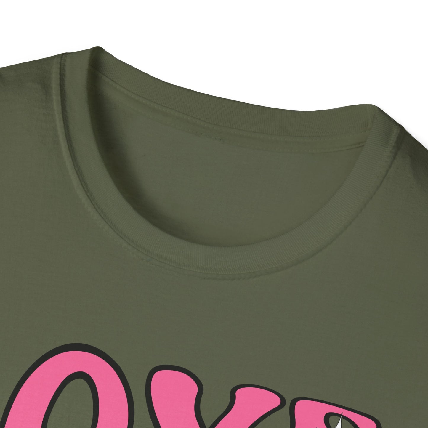 Groovy Pink Love Heart T-Shirt | Retro Y2K Sparkle Tee | Adorable Valentine's Day Gift for Her & Him